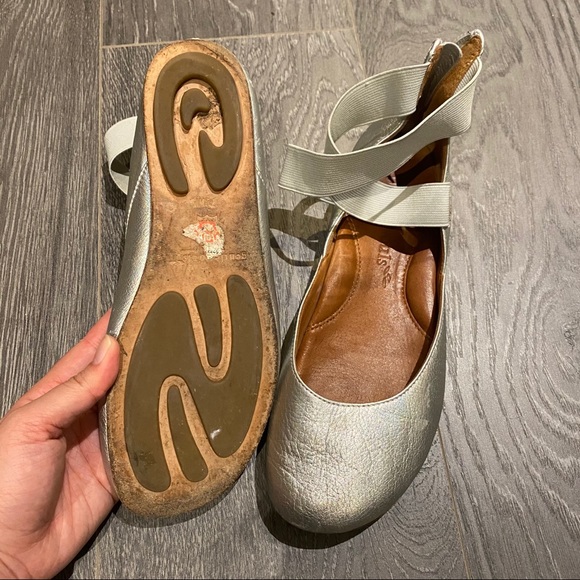 Ballet shoes from Gentle Souls - Picture 2 of 5